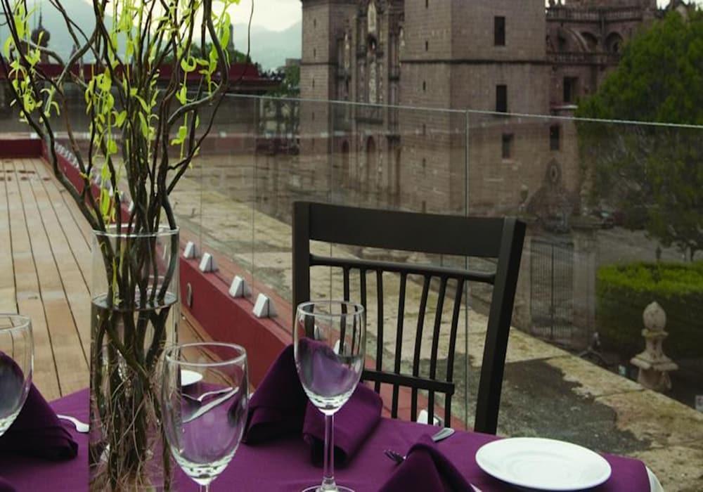 Mision Catedral Morelia Exterior foto